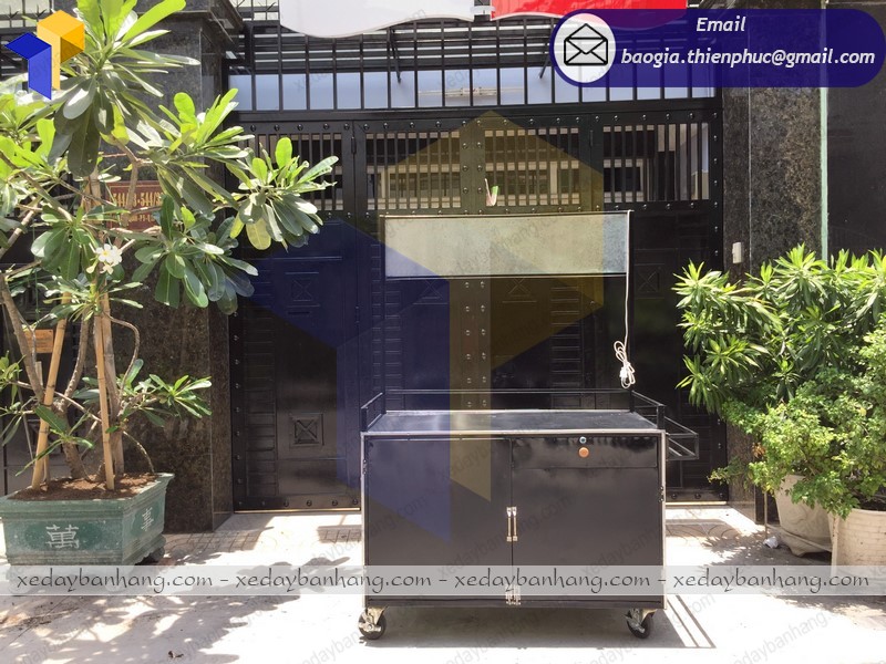 xe trà sữa vỉa hè