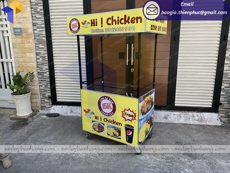quầy bán gà rán lưu động