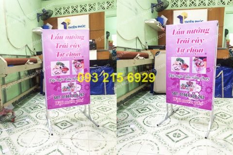 Standee khung su1eaft cu0103ng bu1ea1t, Standee chu00e2n su1eaft cu0103ng bu1ea1t