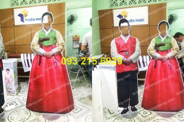 standee mo hinh nguoi