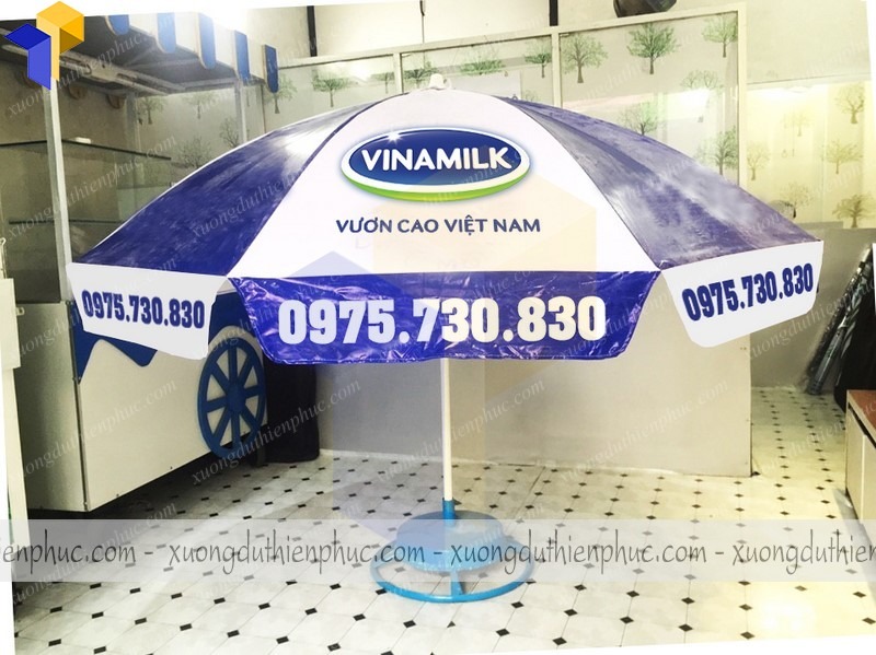 báo giá dù ngoài trời in logo quảng cáo