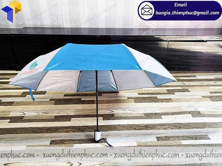báo giá ô dù in logo quà tặng
