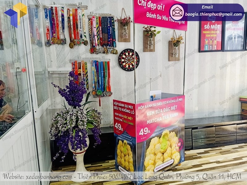 booth sampling bán hàng bằng sắt