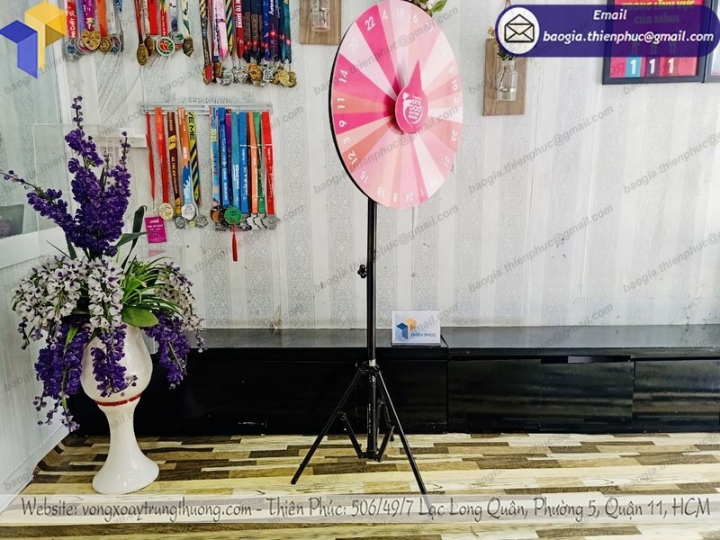 đặt làm vòng quay random số trúng thưởng