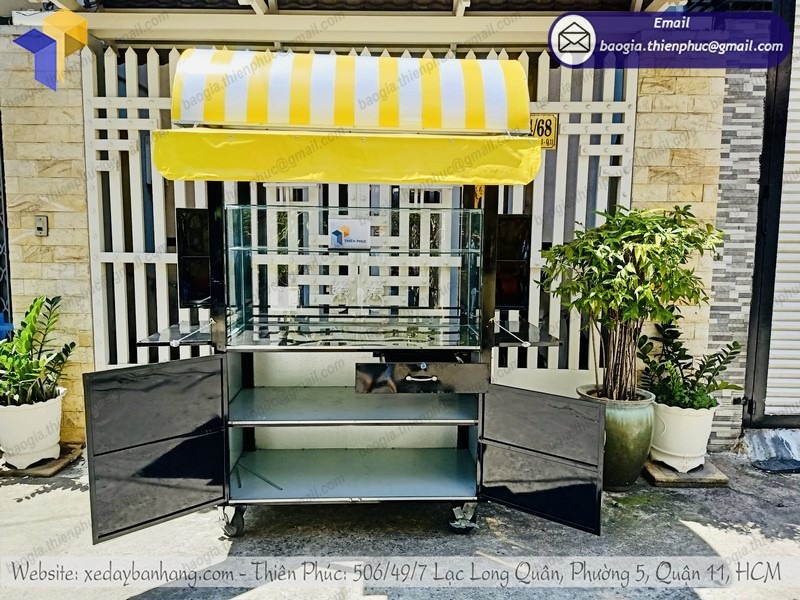 đặt làm xe bán bánh mì có lò nướng