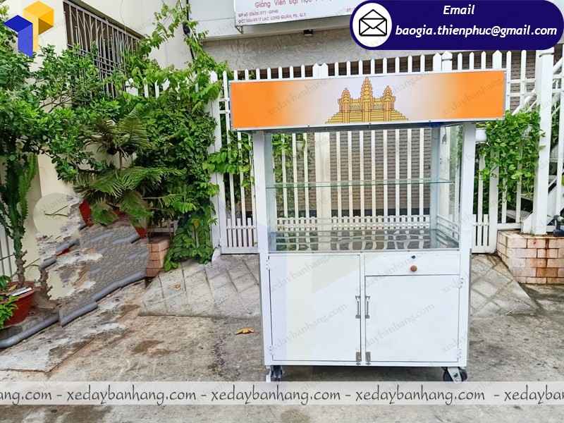 đóng tủ sắt bán bánh mì giá rẻ