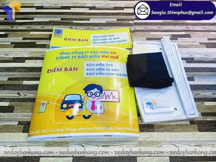 gia công  booth nhựa bán hàng