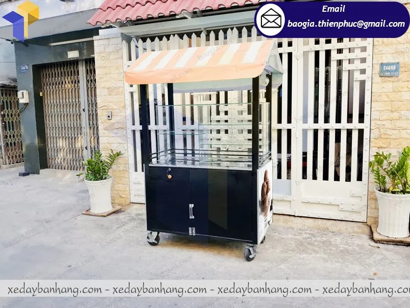 gia công tủ bán kem tự chọn