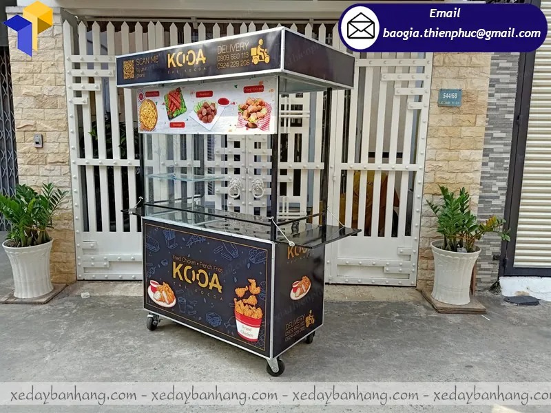 gia công xe bán gà rán bằng inox