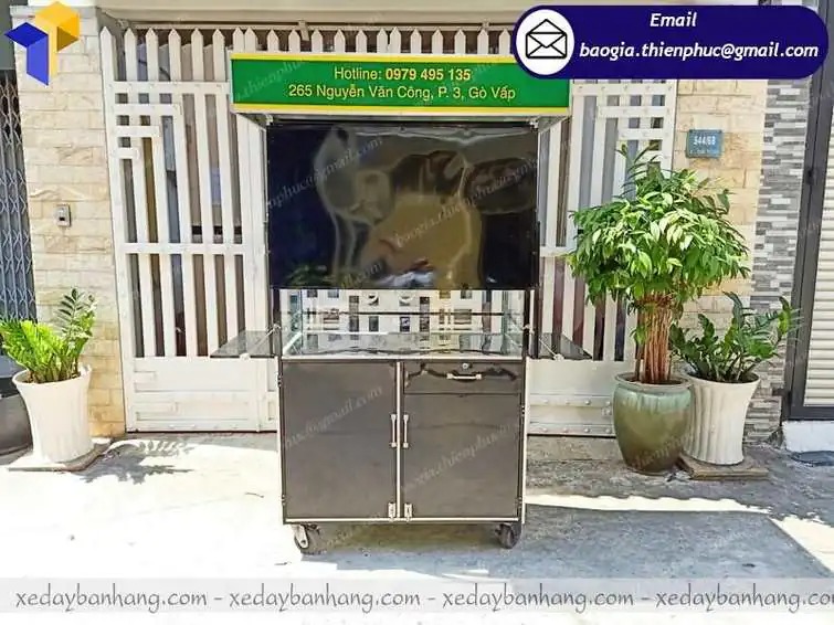 gia công xe đẩy inox bán bánh mì