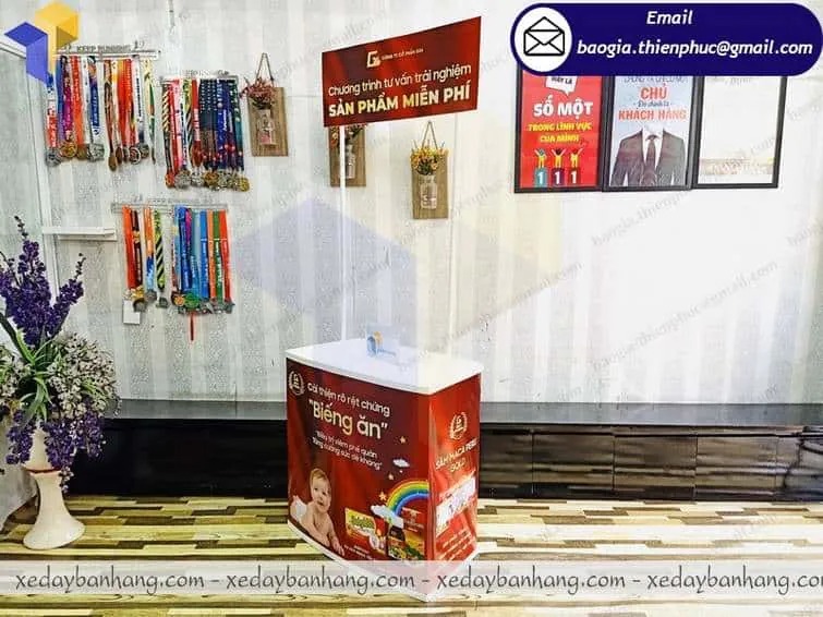 hình ảnh booth nhựa lắp ráp
