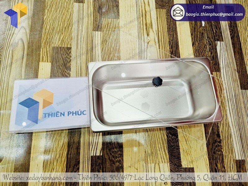 hình ảnh khay inox chữ nhật có nắp