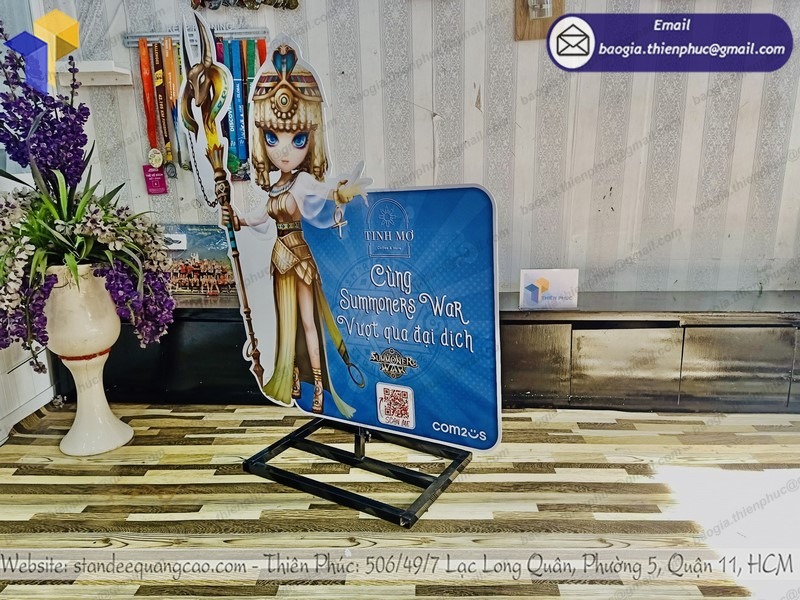 hình ảnh Standee hoạt hình quảng cáo