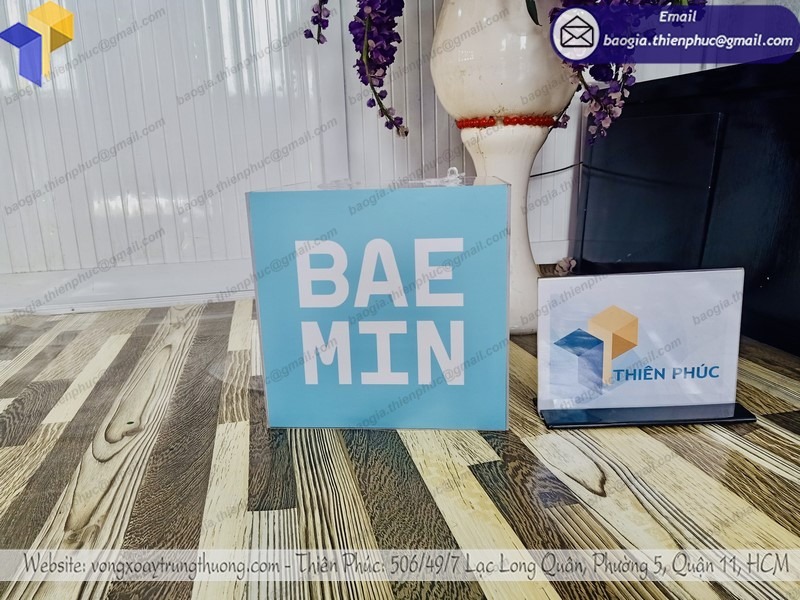 hình ảnh thùng đựng phiếu bốc thăm