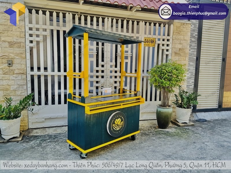 hình ảnh xe bán cà phê dạo bằng gỗ