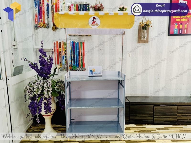 hình ảnh xe cà phê gấp gọn