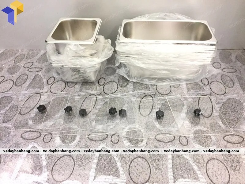 khay inox đựng thức ăn buffet