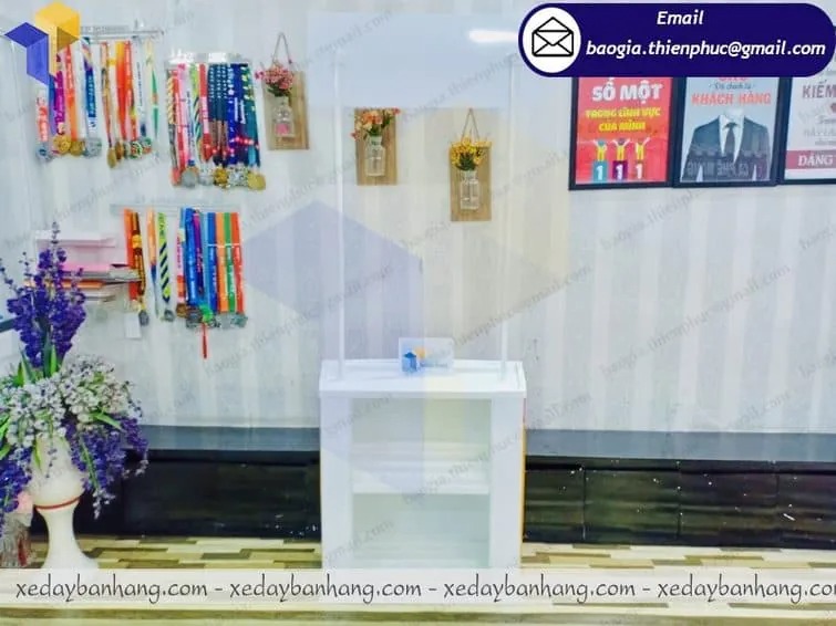 mẫu booth nhựa sampling quảng cáo đẹp