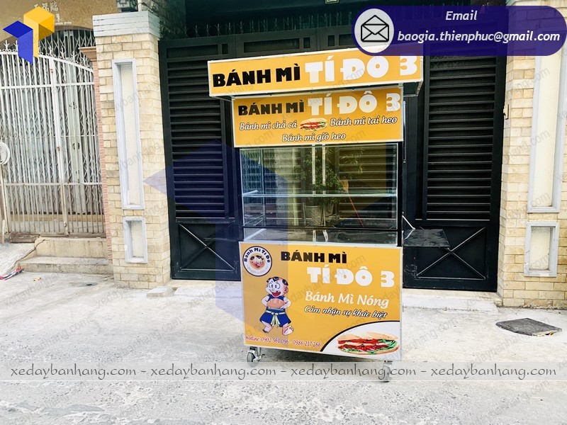 xe đẫy bánh mì di động