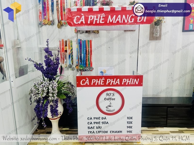 quầy bán cà phê vỉa hè