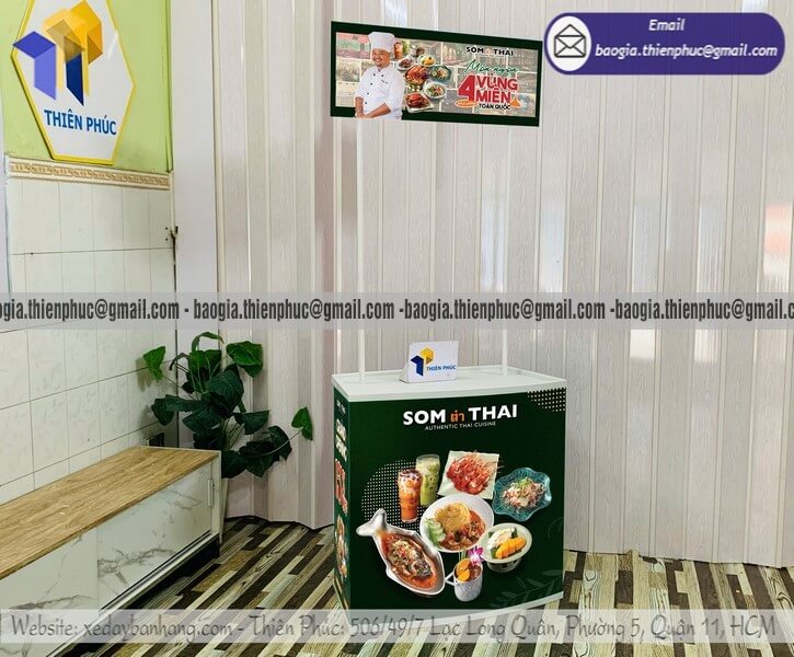Quầy nhựa cho PG trưng bày quảng cáo mẫu mới xu hướng mới cho bán lẻ và quảng bá