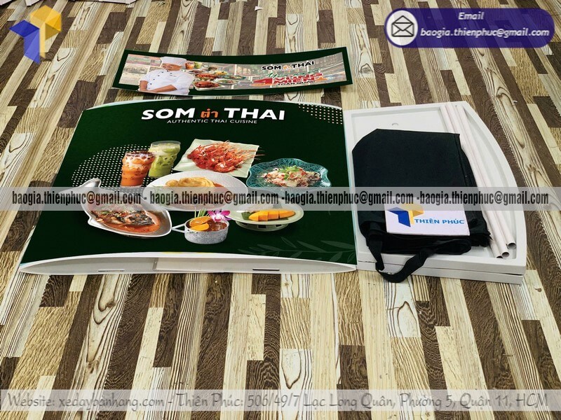 Quầy nhựa cho PG trưng bày quảng cáo mẫu mới thông minh tăng doanh số bán hàng