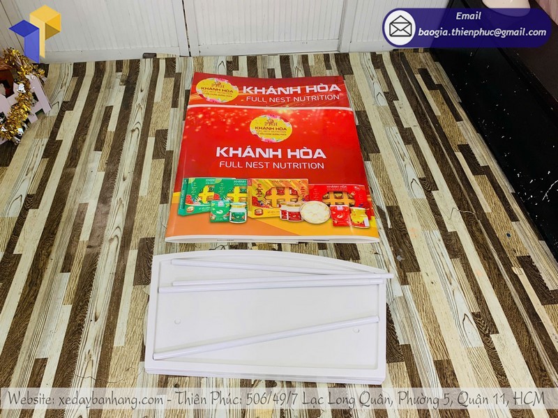 quầy nhựa sampling bán hàng đẹp