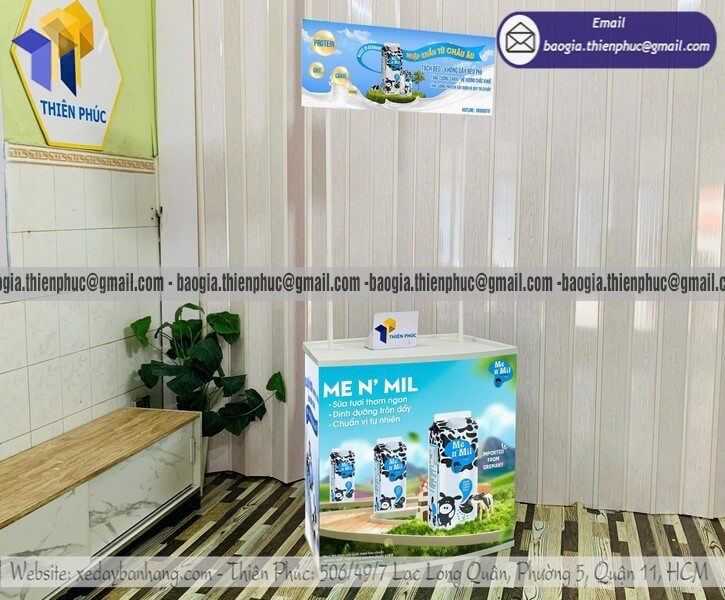 Quầy nhựa tiếp thị lưu động dùng trong siêu thị thiết bị marketing point off sale