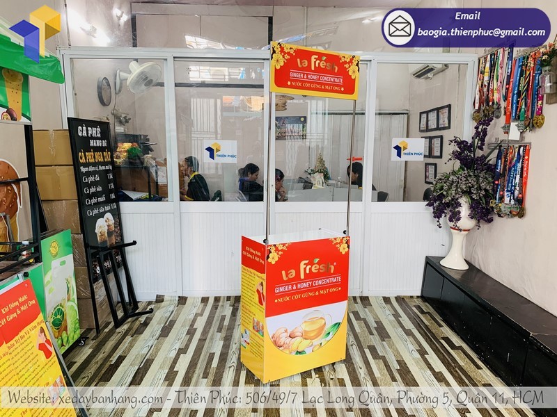 quầy sắt bán hàng di động rẻ