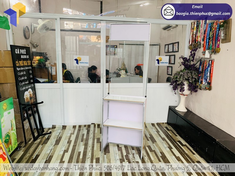 quầy sắt bán hàng di động tốt
