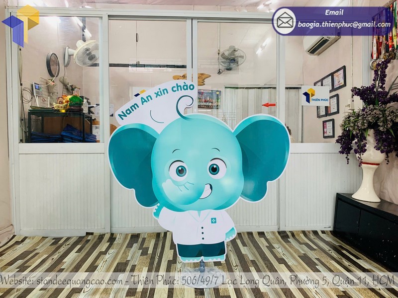 standee nhân vật hoạt hình