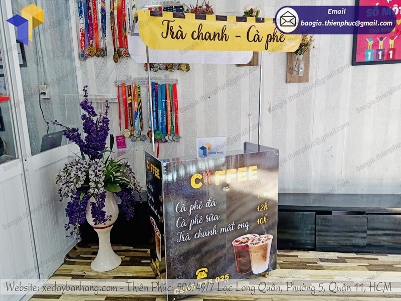 thiết kế quầy bán cafe di động lắp ráp