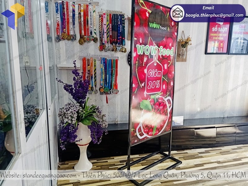 thiết kế standee cán formex giá rẻ