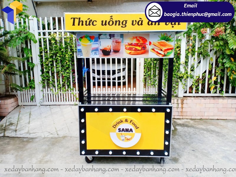 tủ bán thức ăn nhanh