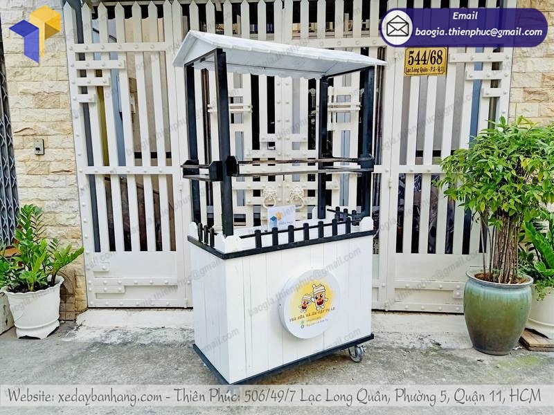 tủ bán trà sữa bằng gỗ giá rẻ
