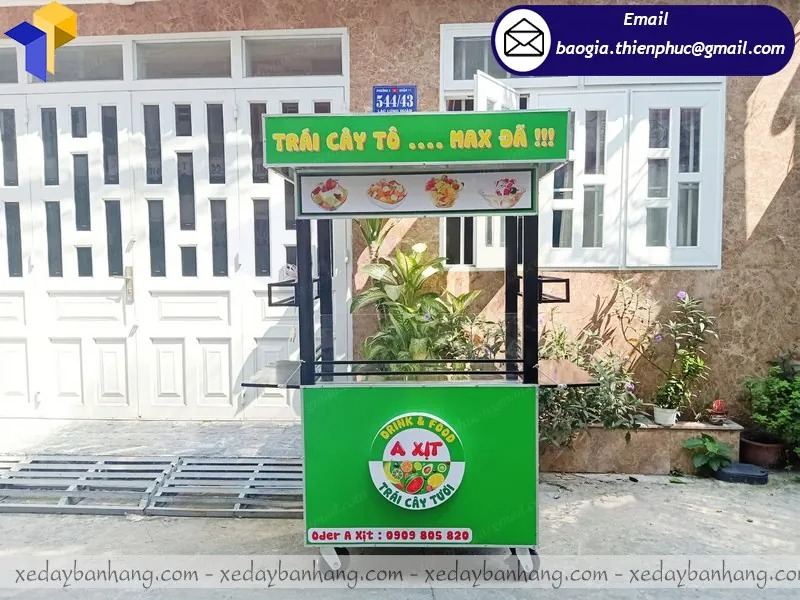 tủ bán trái cây tô