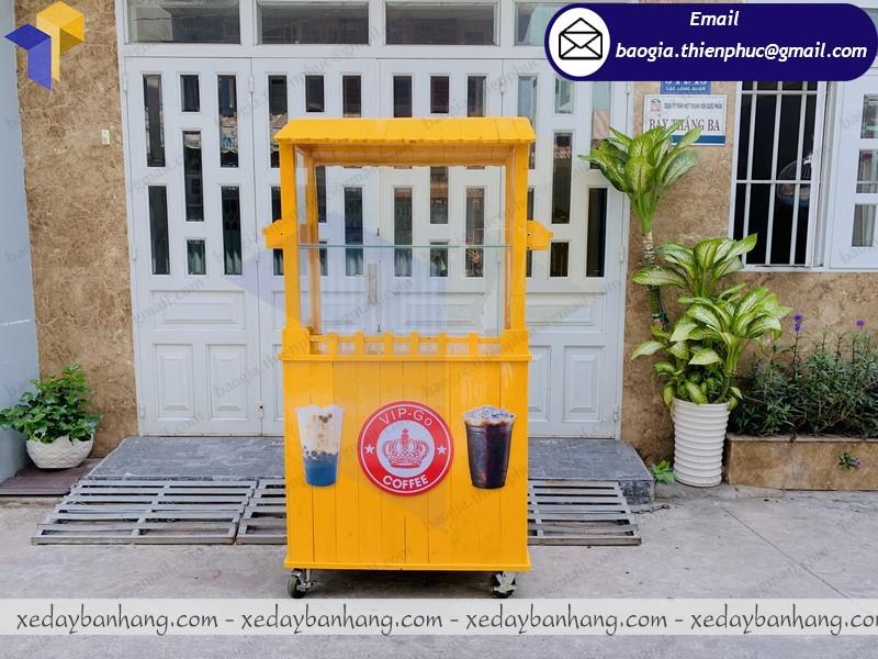 tủ gỗ bán cà phê trà sữa