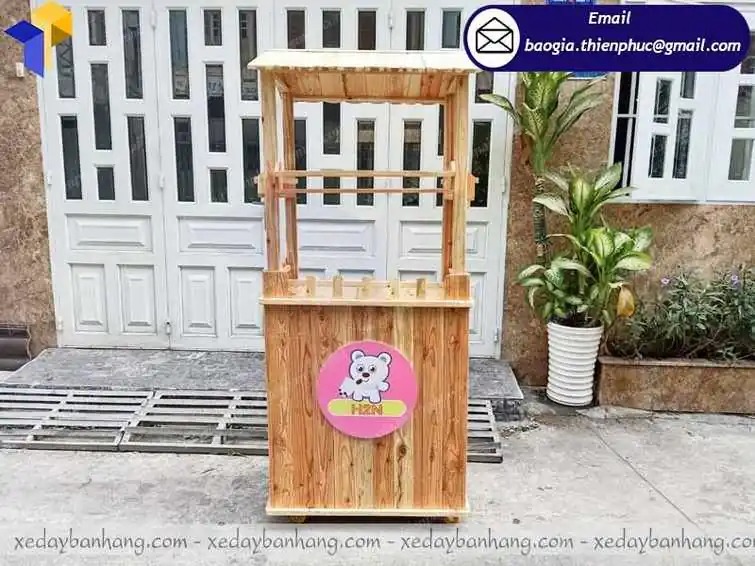 tủ gỗ bán trà sữa
