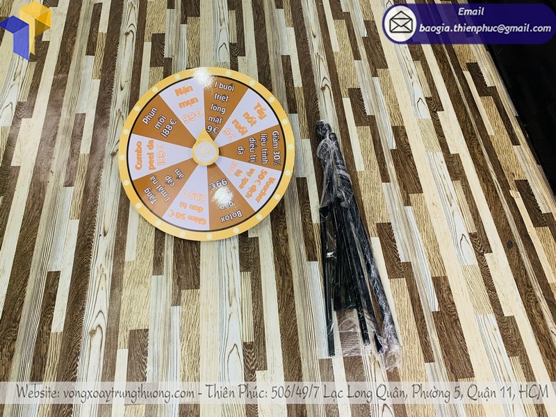 vòng quay trúng thưởng chân xếp đẹp