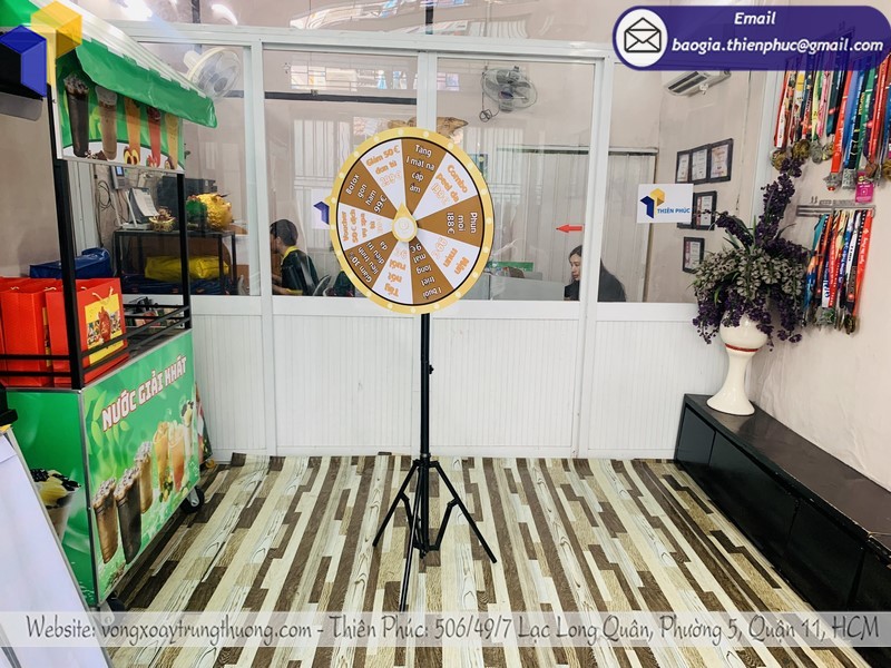 vòng quay trúng thưởng chân xếp tphcm