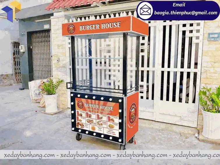 xe bán bánh mì take away bằng sắt