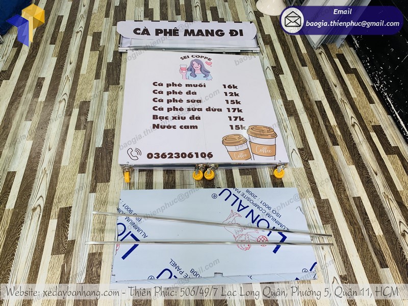 Xe bán café vỉa hè gọn