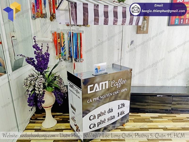 Xe bán cà phê vỉa hè