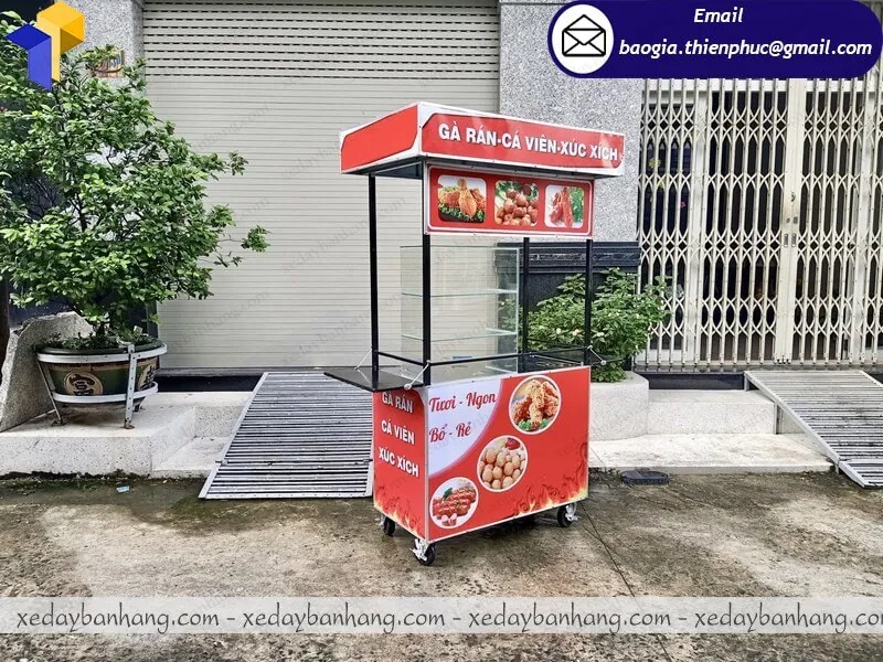 xe bán chả cá viên chiên lưu động