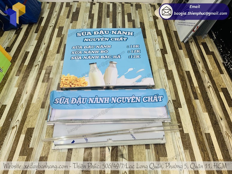 xe bán sữa đậu nành vỉa hè gọn