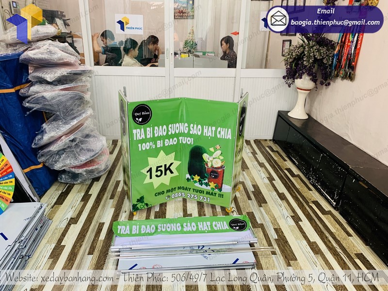 xe bán trà bí đao hạt chia gọn