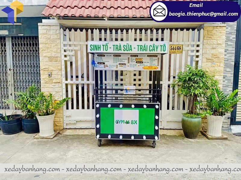 xe bán trà sữa sinh tố