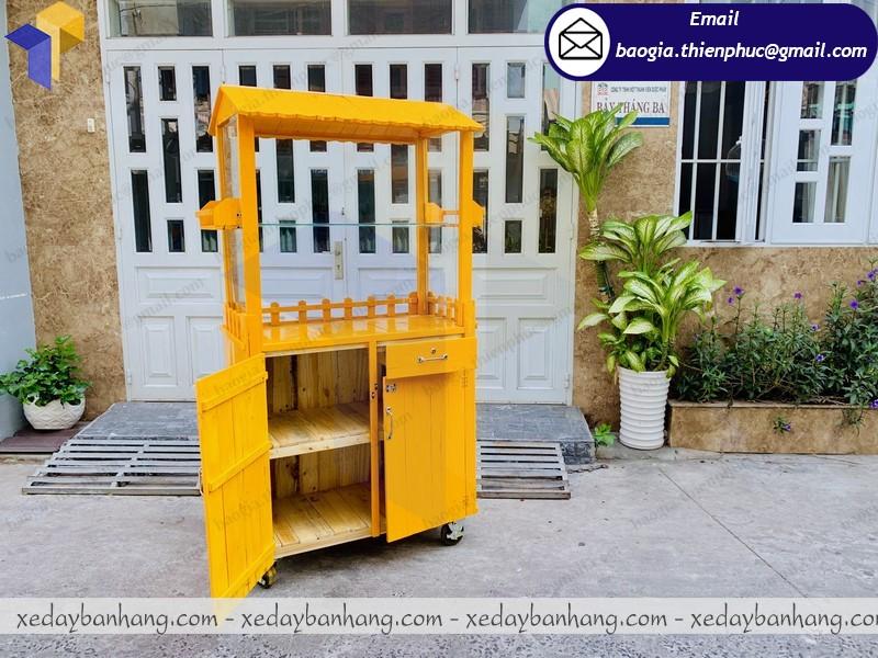 tủ gỗ bán cà phê trà sữa đẹp