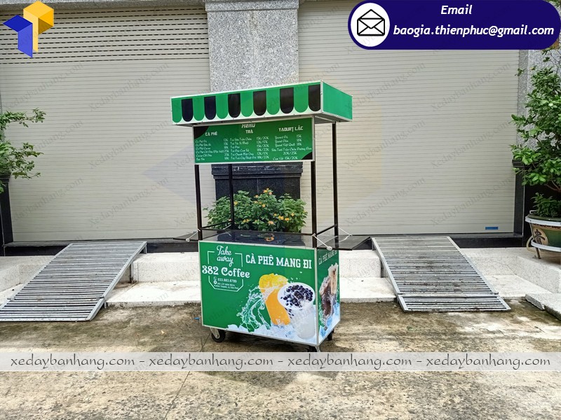 Xe lắp ráp quảng cáo