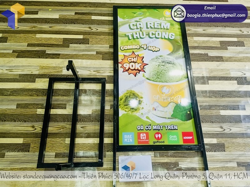 xưởng đóng standee khung sắt TPHCM